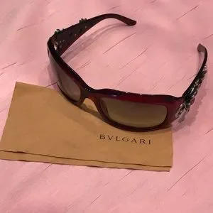? Bvlgari Authentic red fade 2 black Swarovski Crystal sunglasses OG case, cloth BVLGARI | Accessories | Bvlgari Authentic Red Fade 2 Black  main image 3